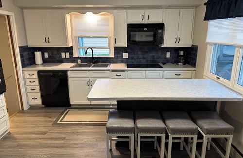 Clear Lake House | Charming 3-bedroom house close to the Lake/Downtown in Clear Lake IA