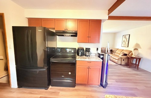 Milwaukee House | Charming 3-bedroom house in delightful Wauwatosa