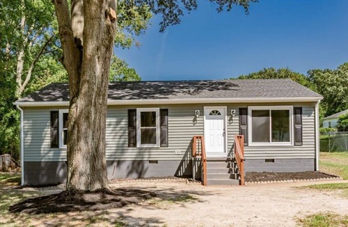 Highland Springs House | Charming 3-bedroom house with all inclusive and AC in Richmond