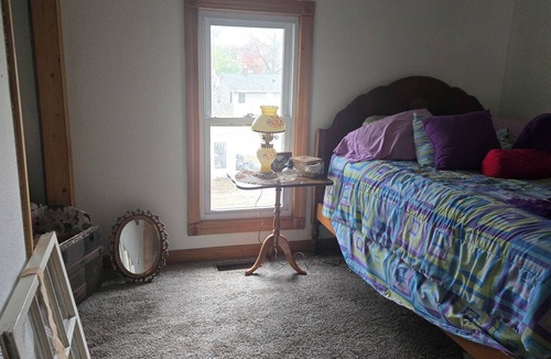 Kandiyohi County Bed & Breakfast | Charming bed & breakfast in fantastic Kandiyohi with AC