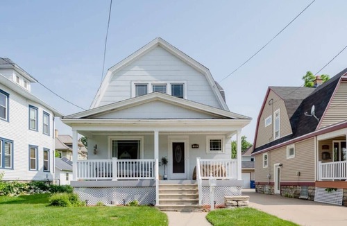 Oshkosh House | Charming Family Home Near University of Oshkosh