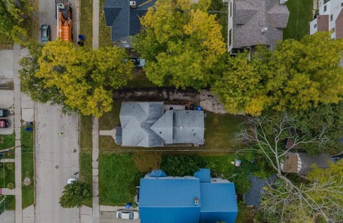 Appleton House | Charming Home near Lawrence U. - Walk to Downtown!