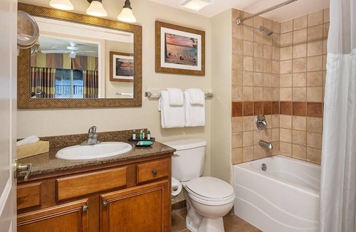Round Hill Village Resort | Charming Lodge-Style Resort with Something to do in Every Season!