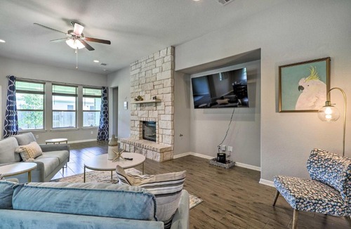 Pflugerville House | Charming Pflugerville Home about 25 Mi to Austin!