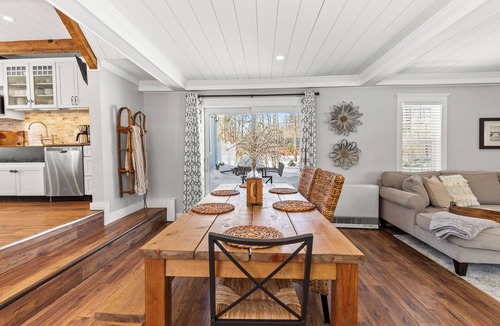 Moultonborough House | Charming Post & Beam Farmhouse Near Lake Winnipesaukee - Pet-Friendly!