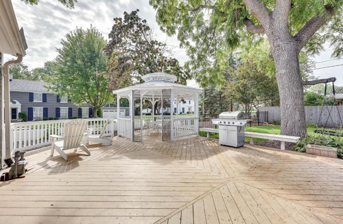 Racine House | Charming Racine Home - Walk to Lake Michigan!