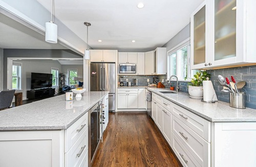 Hampton Bays House | Chic Hamptons Home with Heated Gated Pool and Grill