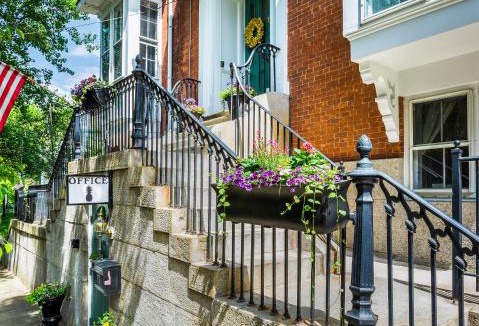 Smith Hill Bed & Breakfast | Christopher Dodge House