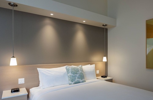 Eastsound Hotel | Clark - Imaginative Original Artwork