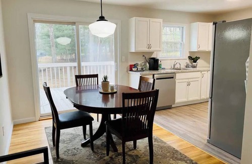 Geyser Crest House | Clean Saratoga Home Close to SPAC & Track | Dogs
