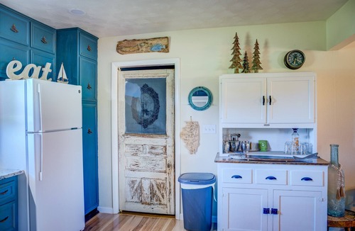 Lane House | Clinton Lake Vacation Rentals Logan’s Landing Just minutes to Lake