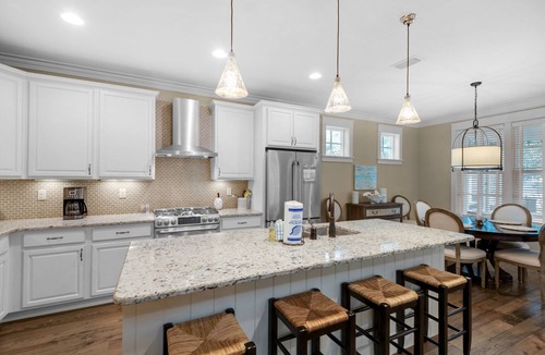WaterSound West Beach House | ☀️Close to Beach-Bikes-Community Pool-Sunny Side Up