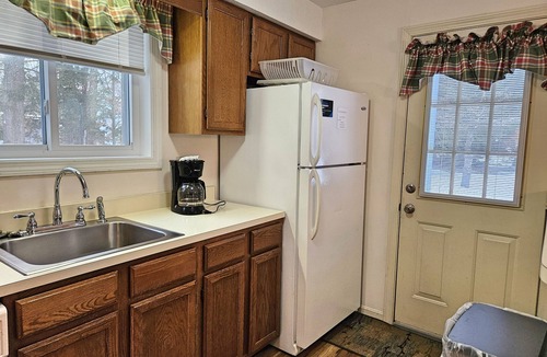 North Woodstock House | Close to shops/dining, pet-friendly, AC/FP, patio, pool access. A0056 by LRS
