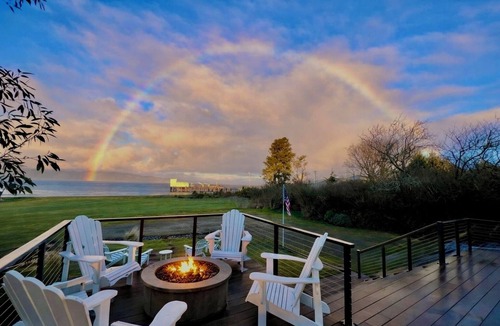 Hammond House | Columbia River Views: Relax in comfort & Explore Astoria & the North Coast