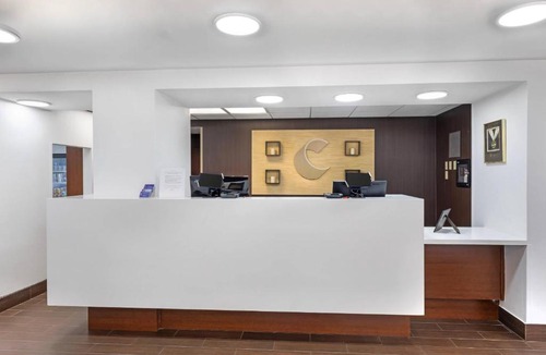 Grapevine Hotel | Comfort Suites DFW N-Grapevine