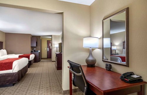 Ennis Hotel | Comfort Suites Ennis