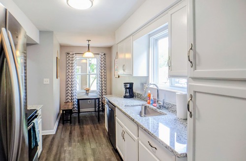 Lenexa House | Comfortable and elegant 3BDR duplex, unit # 4