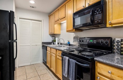 Meadowbrook Condo | Comfortable Hwy 280 Condo with All the Essentials