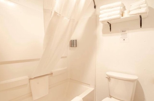 Pinnacles Entrance Badlands Cabin | Comfortable Private Cabin with Modern Updates Near Wall Drug – Wall, South Dakota