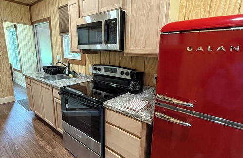 Pilot Point House | Container Home Experience on Ranch by Lake Ray Roberts!