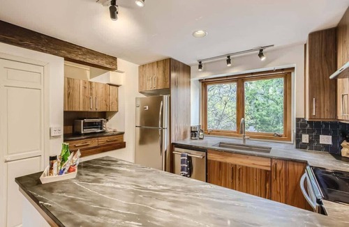 Whittier Apartment | Convenient 2 BDR near all things Downtown Boulder