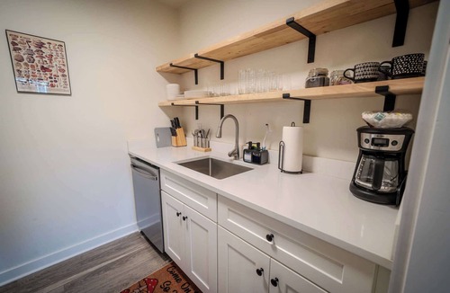 Old Southwest Apartment | Convenient & Private Apt Near Downtown & Hospital