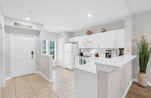 Ole Condo | Coral Falls Lely-2bed-2bath South Naples-1st Floor