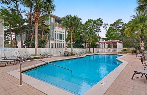 Greenway Park House | Costa Cosa