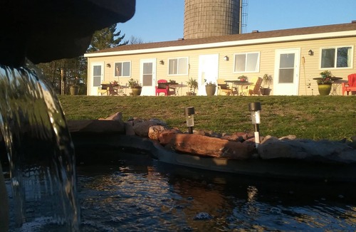 Brook Park House | Country setting, rolling hills #1 at Beach Mirage Suites