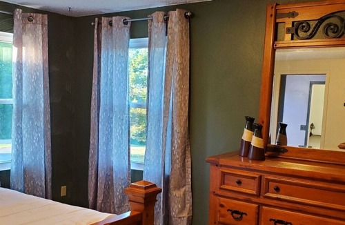 Campbellsport House | Country setting with a gorgeous Lake view and stunning sunsets/pet friendly.