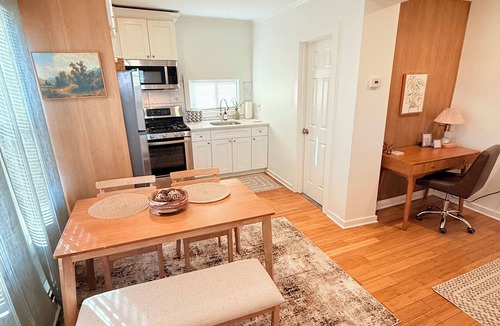 Hempstead House | Cozy 1-bedroom house in beautiful Hempstead with AC