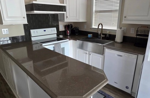 Braden River House | Cozy 2BR/2BA Home in Sun Outdoors Sarasota Resort. Pools, Pickleball & Paradise!