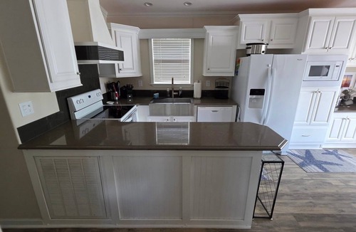 Braden River House | Cozy 2BR/2BA Home in Sun Outdoors Sarasota Resort. Pools, Pickleball & Paradise!