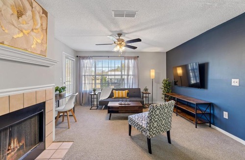 Athens Apartment | Cozy 2BR Athens Retreat Near UGA and Downtown