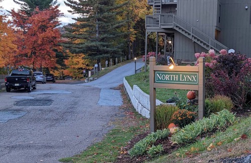 Warren Condo | Cozy 3 Bedroom Condo located just steps from Sugarbush