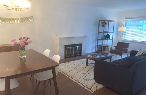 Yelm House | Cozy 3-bedroom retreat with big backyard - perfect for your South Sound getaway