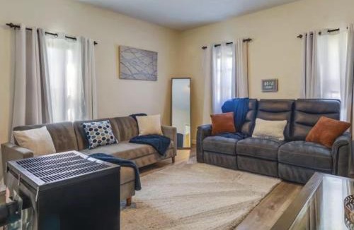 Worcester Apartment | Cozy Adventure Filled Escape Free parking apts