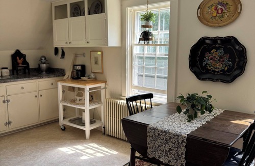 Torrington Apartment | Cozy barn apartment in country setting in charming Litchfield
