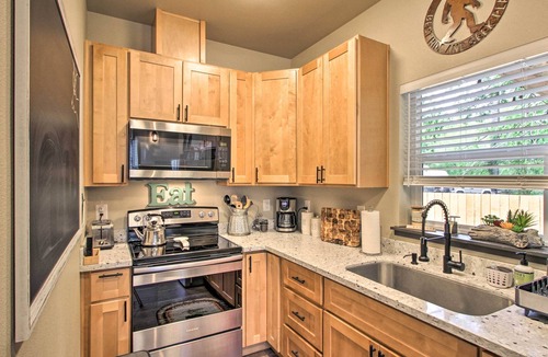 Paradise Estates Cottage | Cozy Cabin - 5 Miles to Mt Rainier National Park!
