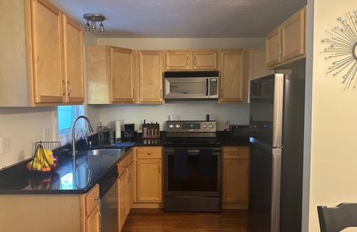 Attleboro Condo | Cozy, clean 2-bedroom getaway in Attleboro