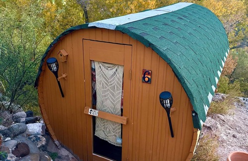 Rimrock RV Rental | Cozy Cliffside Cabin with Private Creek Access at Sacred Springs