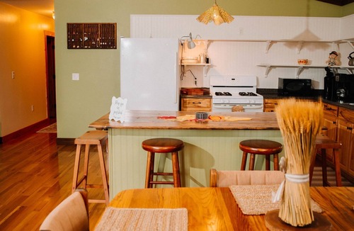 Lead Mines House | Cozy country home retreat on the top floor only. Private 3-bed, 2-bath space. Basement apartment is separately occupied.