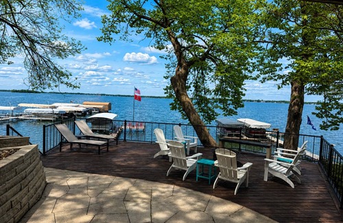 Clear Lake House | Cozy Home on Clear Lake Minutes from Downtown/City Beach & State Beach