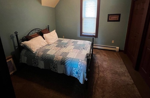 Menominee House | Cozy Home with great location close to waterfront