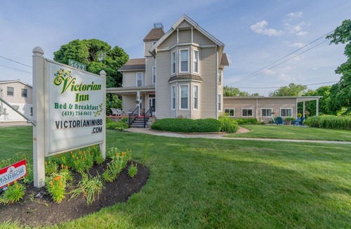 Marblehead Condo | Cozy Lake Erie B&B + Breakfast Near Lighthouse