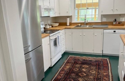 Elkins Cottage | Cozy Lakefront Cottage on Pleasant Lake's Lakeshore Drive