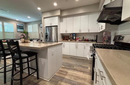 Cypress Village Villa | Cozy n quiet home next to GP Ice Rink for a family