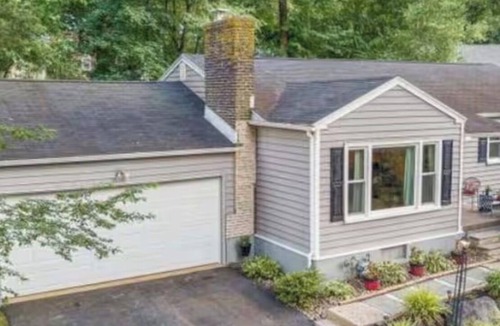 Wilmington Apartment | Cozy room in delightful Wilmington home, close to all local attractions