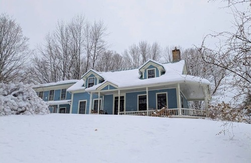 Waterbury Apartment | Cozy updated apartment: near skiing, hiking, shops & dining