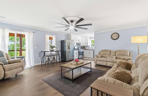 West Fork House | Cozy West Fork Retreat - Private Hot Tub & Deck
